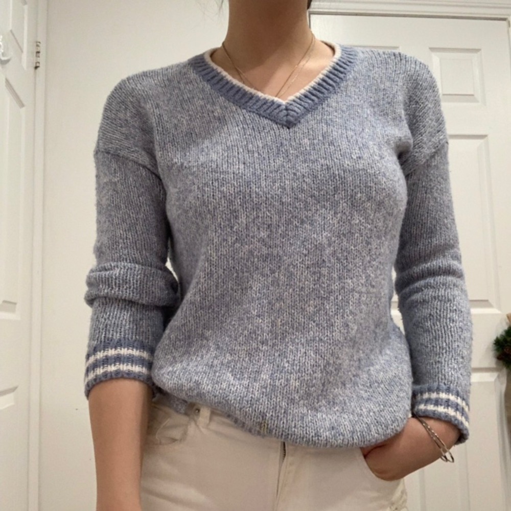 Blue/white Varsity Shaker Sweater with slide slits - Picture 2 of 5